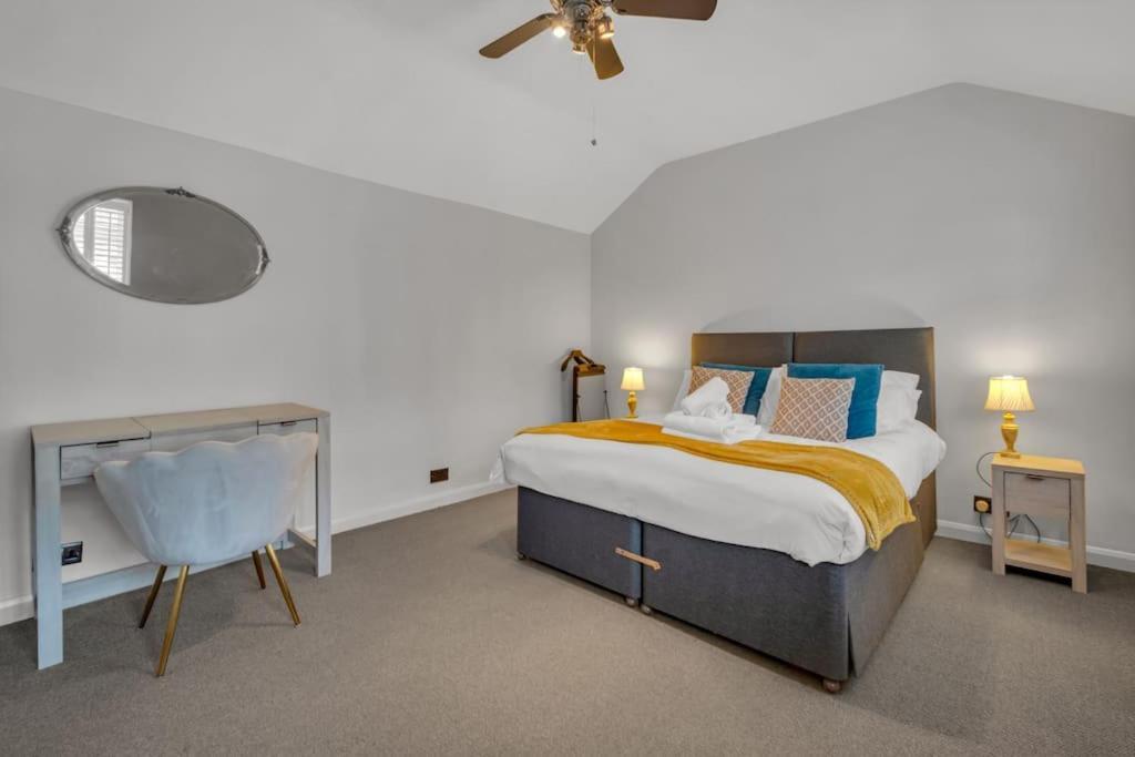 Two Bedroom Private Cottage With Private Parking Just By The Sea Herne Bay Kültér fotó