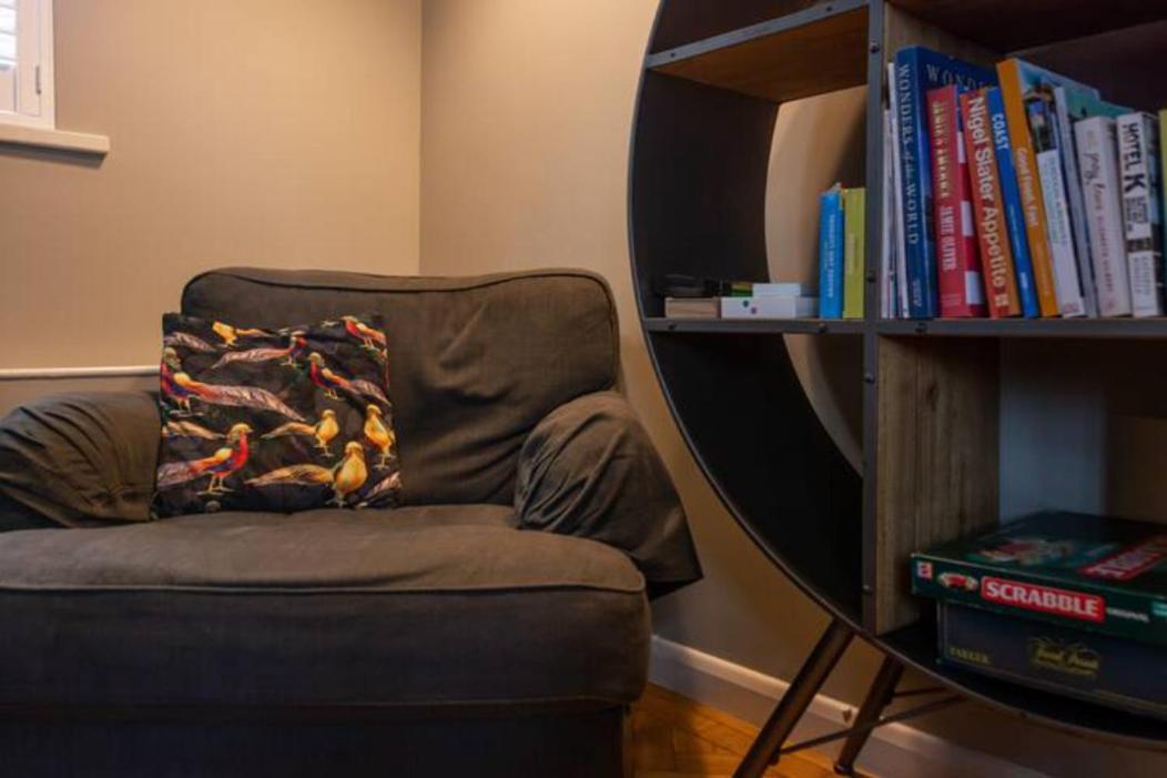 Two Bedroom Private Cottage With Private Parking Just By The Sea Herne Bay Kültér fotó